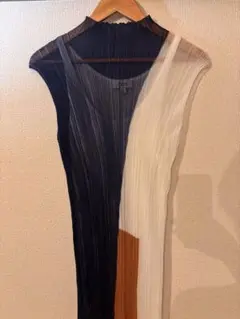 COS コス プリーツ マキシワンピース ブラック 黒 モード Sサイズ