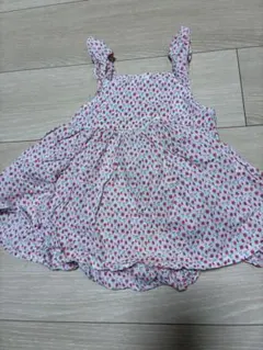 美品いちご.さくらんぼ柄ロンパース　80 赤ちゃん本舗