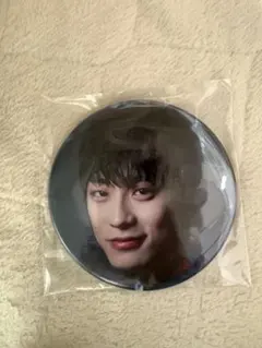 超特急 アロハ 缶バッジ