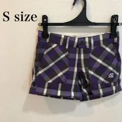 ナイキ ショートパンツ ミニパンツ コットンパンツのサムネイル