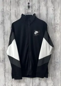 NIKE トラックジャケット　ブラック