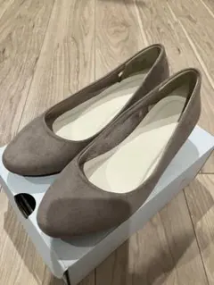 ABCマート スエード グレー モカシン 結婚式からふだん使いまで