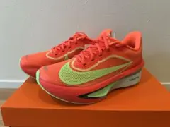 ズームフライ スニーカー