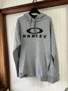 オークリー パーカー