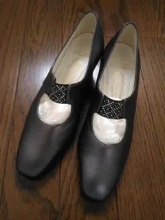 2026年最新】銀座ヨシノヤ パンプスの人気アイテム - メルカリ