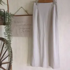 グレージュ　ロングスカートのサムネイル