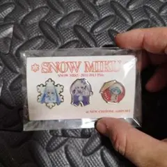 初音ミク　雪ミク　ピンバッジ　SNOW MIKU 2011-2013 セット