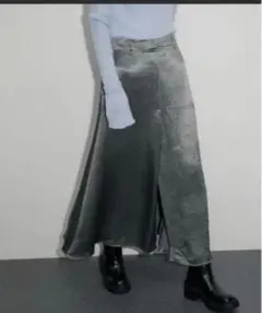 ADAM ET ROPE アダムエロペ　サテントラペーズラインスカート