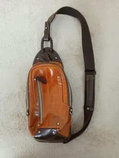 Kiefer neu キーファーノイ Ciao ボディーバッグ(キャメル)