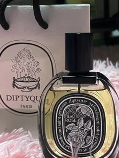 新品未開封！Diptyque Les Essences ミニ香水セット 5本入り - メルカリ