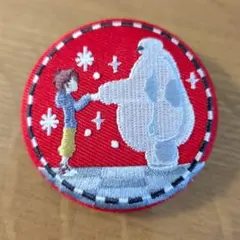 ベイマックス　刺繍缶バッチ