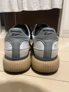 売り切り価格Onitsuka Tiger スニーカー delecity