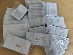 Avene アベンヌ サンプル 大量セットのサムネイル