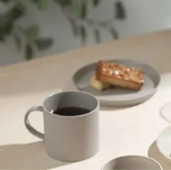 Item thumbnail for item e60fb8b8-1249-43c6-8a74-66d4caf6f5e1