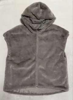 スタジオクリップ　ファーフードベスト