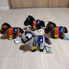 競馬 ぬいぐるみ 4体セットのサムネイル