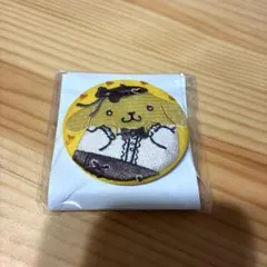 サンリオ　刺繍　缶バッジ　うるうるハート　ポムポムプリン