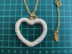 milkfed. 新品 ミルクフェド レインボー ニット ネックレス ハートのサムネイル