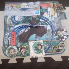 鬼滅の刃　まとめ売り　竈門炭治郎　缶バッジ　ラバーストラップ