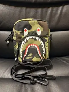 A BATHING APE エイプ KAWS カウズ 猿迷彩 カモ トートバッグ - メルカリ