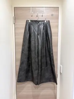 HARE DABOルーズレザーワイドパンツ