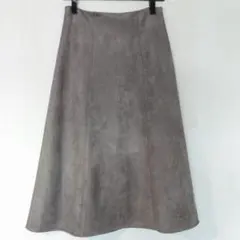 ナチュラルビューティーベーシック　スカート　フェイクスエードスカート膝丈下ミディ