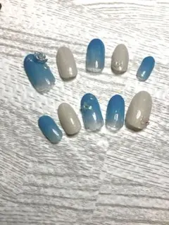 ☆オーダー可☆ラメグラデーションお花ネイル　ブルーorピンク選べます！