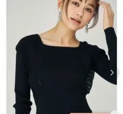 マーキュリーデュオ　ブラックショート丈長袖ニット　フリーサイズ