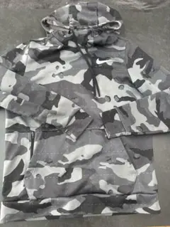 NIKE THERMA-FIT 裏起毛 パーカー Sサイズ 人気カラー 防寒