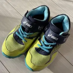 アシックス　スニーカー　17.5