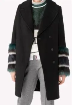 トミーヒルフィガー　ファースリーブコート　黒チェスターコート