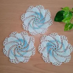 No.201　レース編み　ドイリー　コースター　ハンドメイド