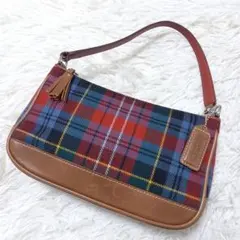 ●美品●　COACH　8935　アクセサリーポーチ　チェック　タッセルチャーム