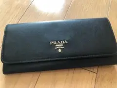 [値下げしました] PRADA プラダ 長財布