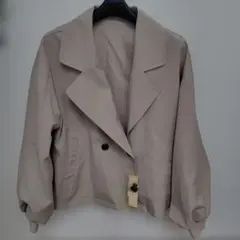 バックフリルショートトレンチのサムネイル