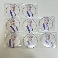 ランダム缶バッジ、アクスタセット　鶴丸国永