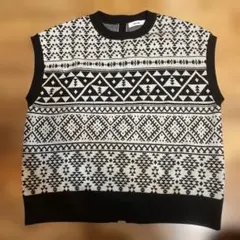 niko and ... 幾何学模様ノースリーブニットベスト