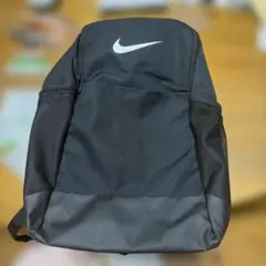 Nike ブラック メッシュバックパック