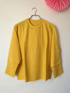 新品 イッセー ミヤケ(ISSEY MIYAKE) メンズカットソー イエローのサムネイル