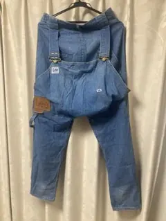 Item thumbnail for item 0641dc3d-d2b9-4a74-a937-91b226ee54c8