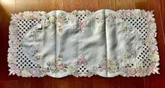 花柄刺繍 レース テーブルセンター