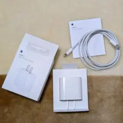 Apple 充電器・ケーブル　20W USB-C Power Adapter