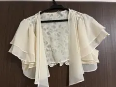 アイボリー フリル付きカーディガン