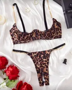 3052 超ブラジリアンビキニ　ヒョウ　S　クリーニング済