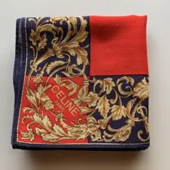 CELINE 大判ハンカチ　金字ロゴ