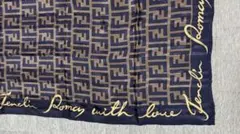 FENDIロゴスカーフ ネイビー/ブラウン