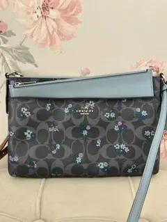 【美品】コーチ　フラワー　ショルダーバッグ　ネイビー　シグネチャー