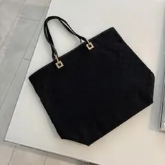 美品✨️GUCCI トートバッグ GG柄 バケツ 大きいサイズ ブラック A4 