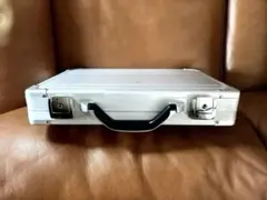 Item thumbnail for item 3e095f96-cc1a-40d4-907e-9b188e3aebc0