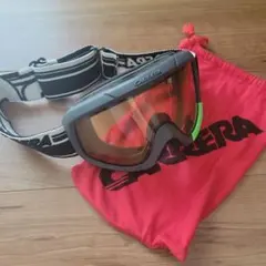 Item thumbnail for item 8891baad-e057-417f-b18a-61fe859cb0be